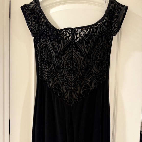 Off Shoulder Long, Floor Length Black Velvet Formal Gown With Lace - Picture 5 of 12